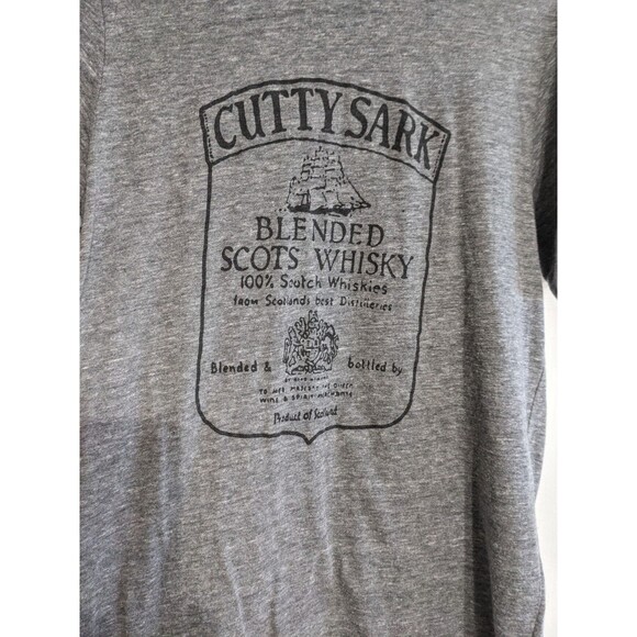 Cutty Sark Blended Scotch Whiskey Size M  T Shirt Gray - Picture 2 of 7